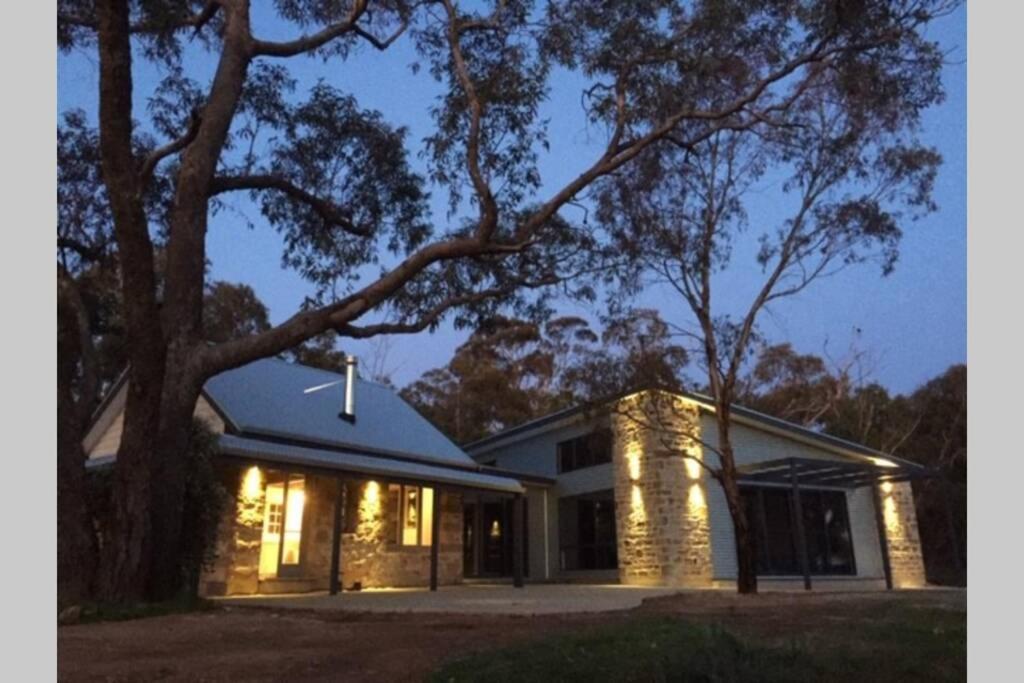 הוילה קלייר Benny'S Retreat Luxury Bushland Escape מראה חיצוני תמונה